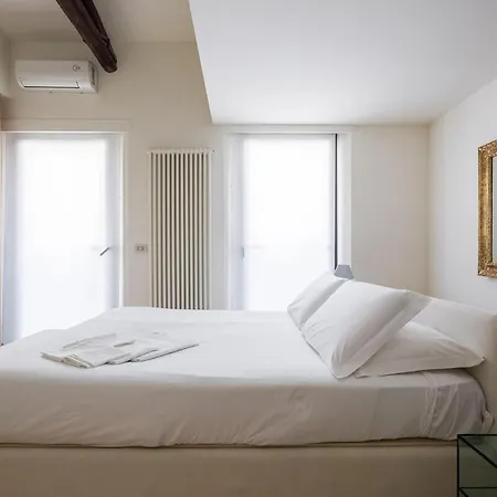 Porta Santo Stefano Appartement